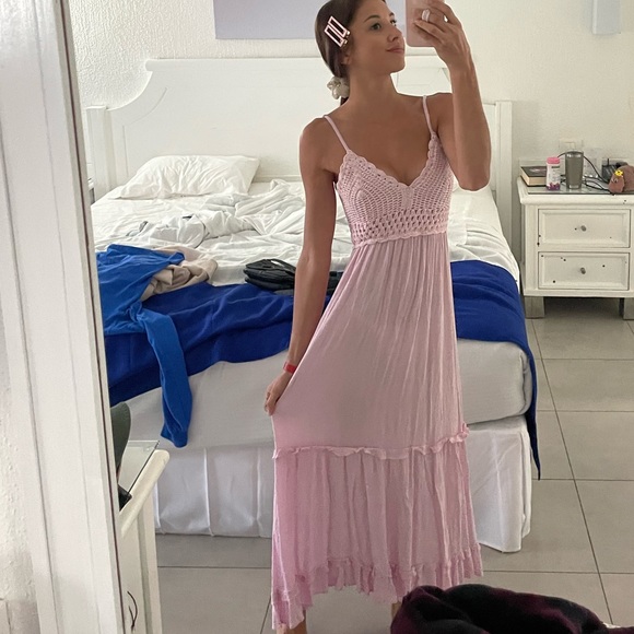 Meet your Posher, Megan - Picture 2 of 16